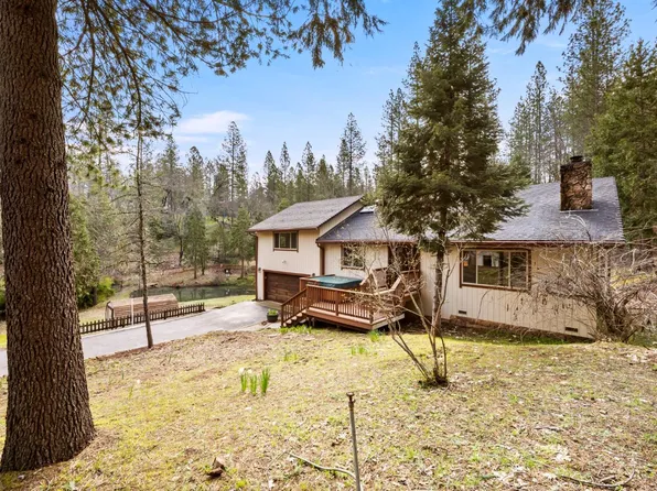 17540 Hillcrest Dr, Meadow Vista, CA 95722