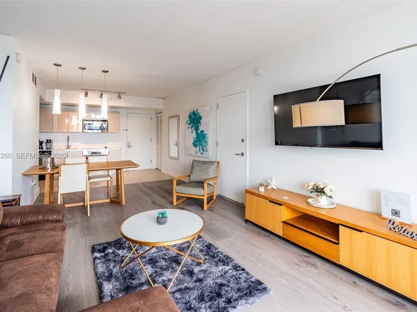 2602 E Hallandale Beach Blvd #R809, Hallandale, FL 33009