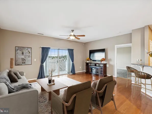 5403 Lilac Ct, Lansdale, PA 19446