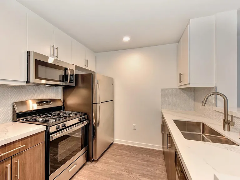 1440 Sunset Residences LLC — Photo 9