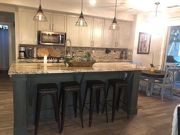 4th image of 2962 Fox Den Cir