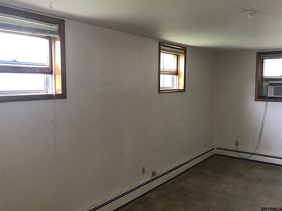 3rd image of 10 Blanchard Ave APT 3