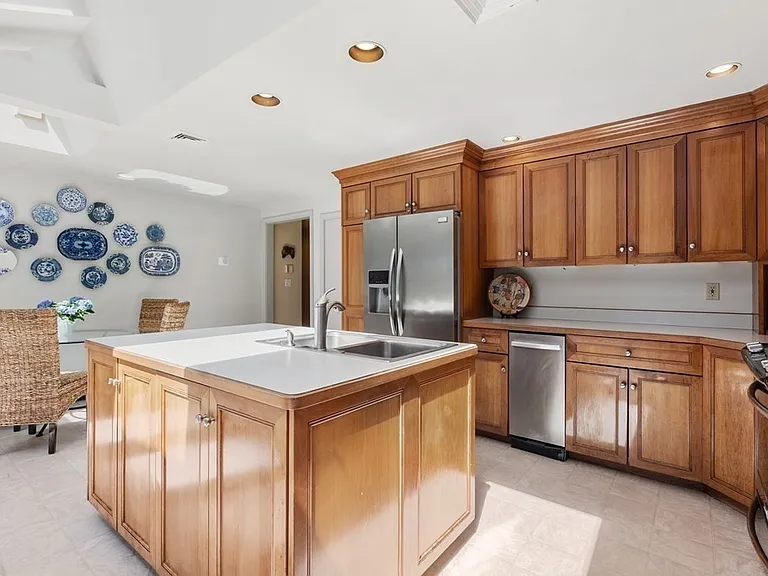 25 Forest Ridge Rd — Photo 5