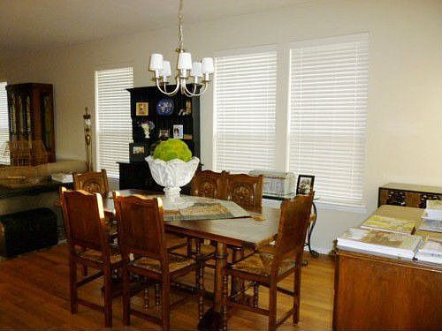 3rd image of 305 Creekview Dr