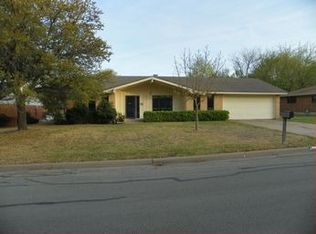1113 Trace Rd, Cleburne, TX 76033