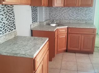 42 Vine St, Trenton, NJ 08638