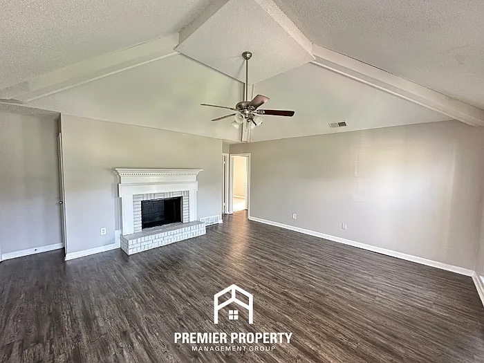 6600 Elkgate Dr — Photo 3