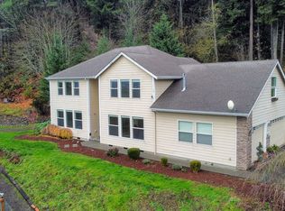 161 Columbia View Dr, Woodland, WA 98674