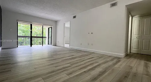 8885 Fontainebleau Blvd #205 Photo 1