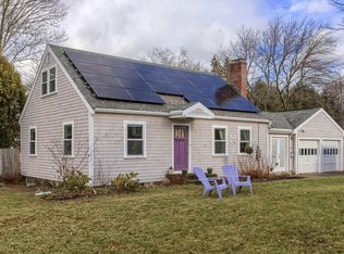 34 Hull St, Beverly, MA 01915