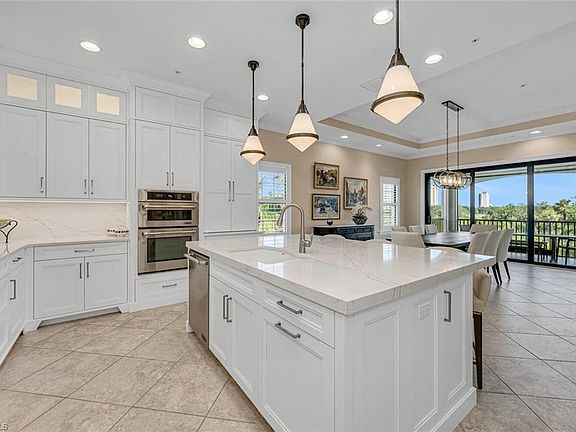 5th image of 4720 Colony Villas DR #903