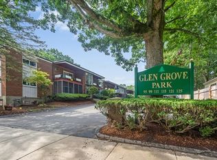 115 Grove St APT 9, West Roxbury, MA 02132