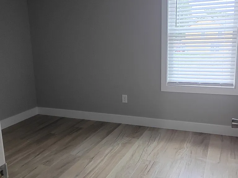 811 SE Hackberry Dr — Photo 9