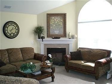 5th image of 703 Timberline Dr