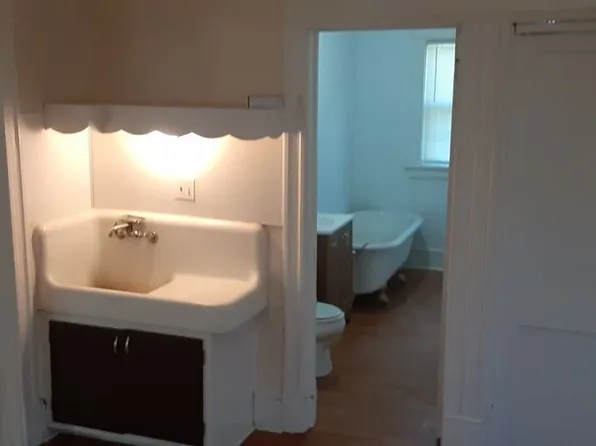 2636 N 23rd St, Milwaukee, WI 53206