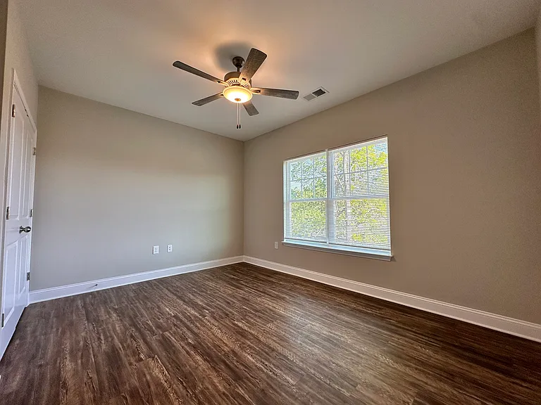 Westbrook Apartments — Photo 60