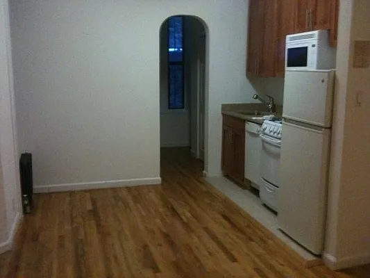 Rented by Keller Williams NYC | media 28