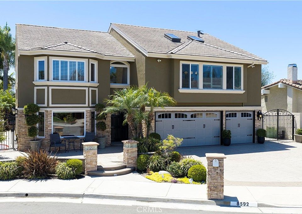 1st image of 8592 Whitesails Cir
