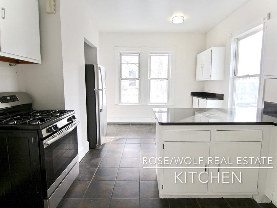 1st image of 390-394 Washington St