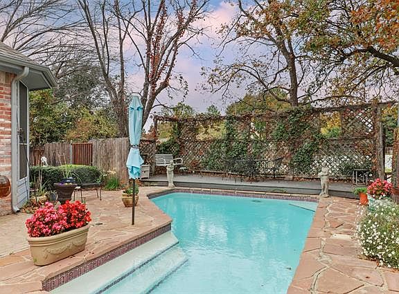 4th image of 1413 Danielle Dr