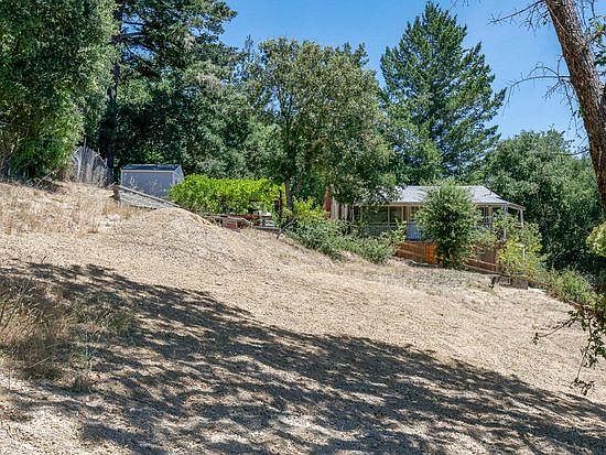 5th image of 243 Riverview Dr