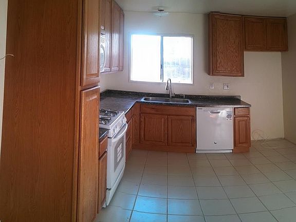 3rd image of 4034 Capella Dr