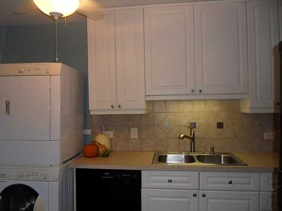 Another view of kitchen