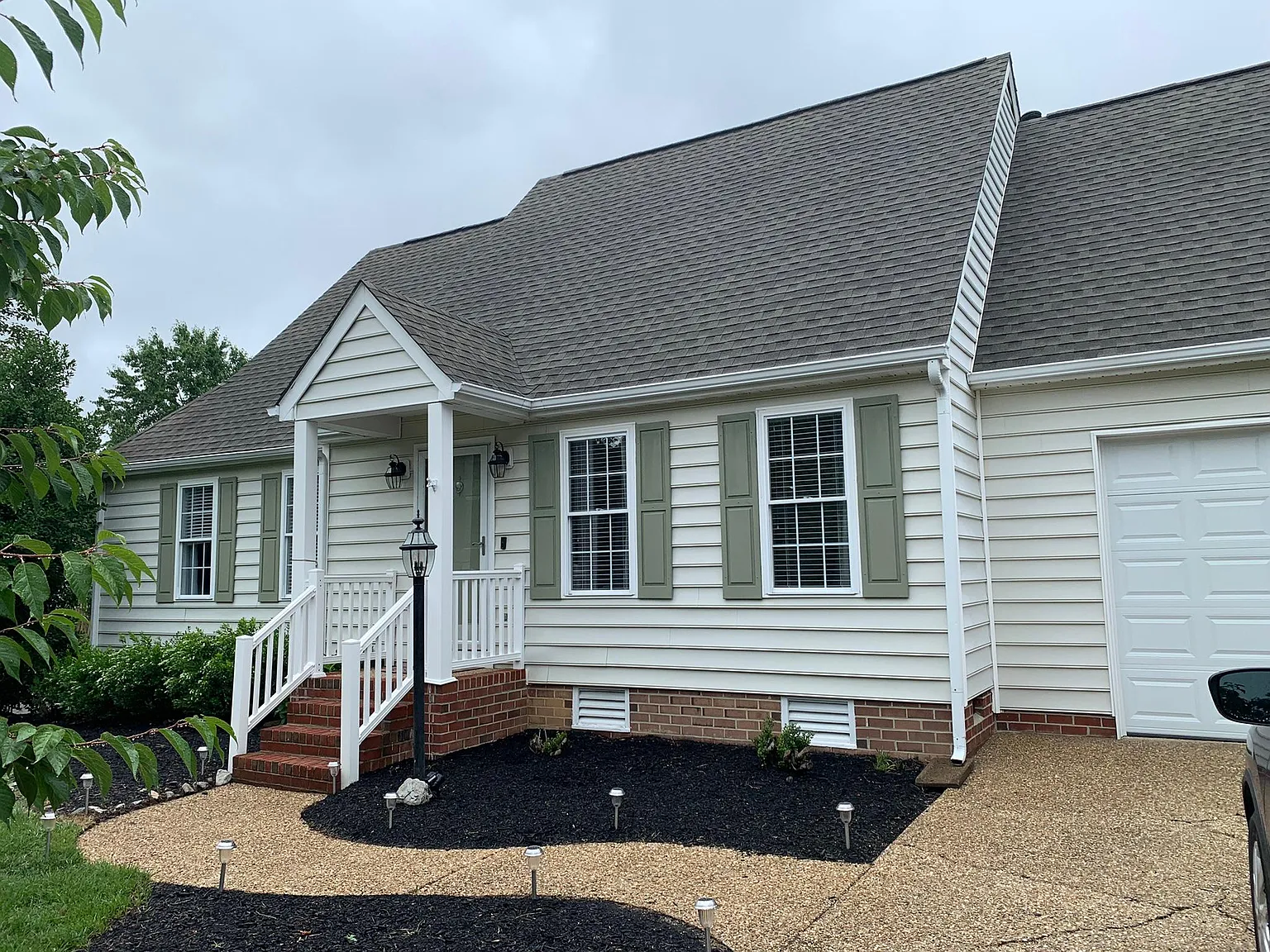 3 bed, 1090 sqft, $2,275 — Photo 1