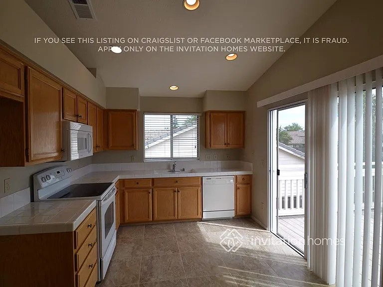 5117 Hereford Ct — Photo 3