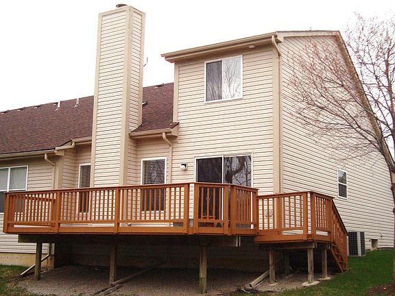 3rd image of 477 N Oak Dr