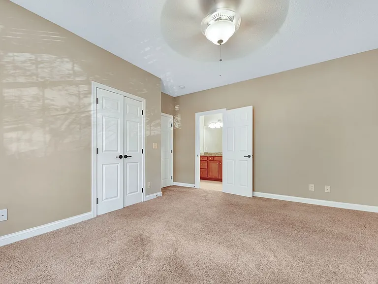 807 E Main St — Photo 18