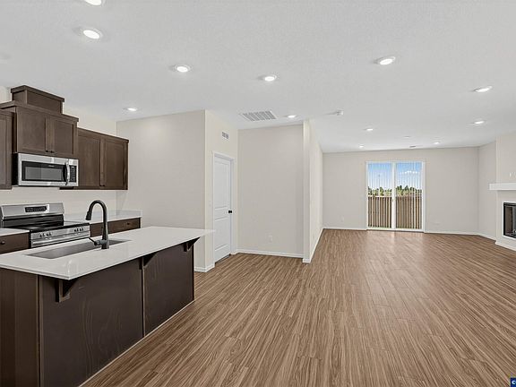 3rd image of 1088 Cadinal St