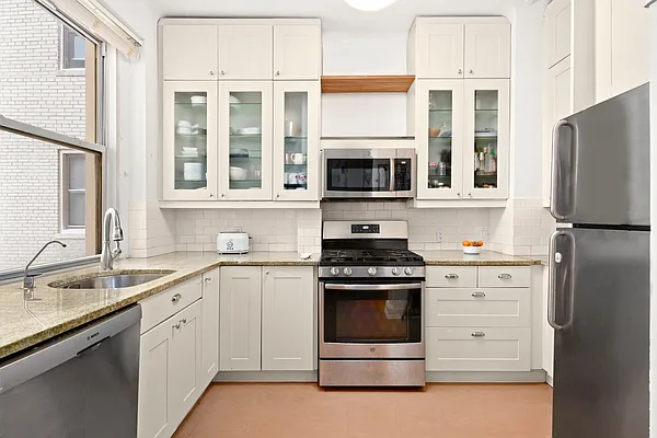 Sold by Compass | media 4