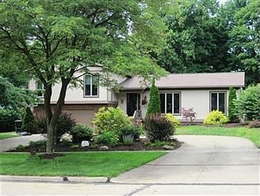 1st image of 306 Great Oaks Trl