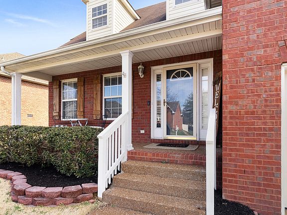 4th image of 111 Clovercrest Dr