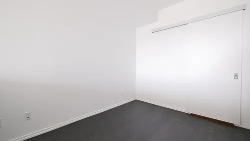 197 Yonge St #1511 Photo 1