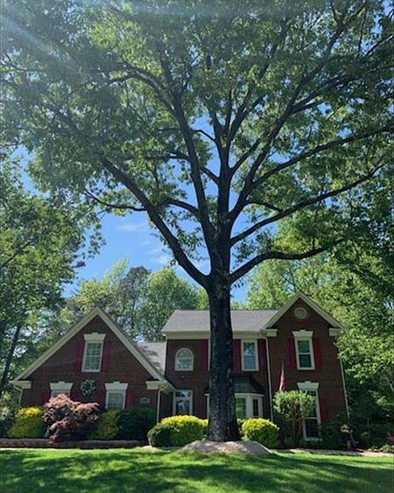2nd image of 15218 Wiltshire Manor Dr