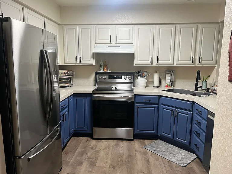 2815 Rigden Pkwy #4 — Photo 8