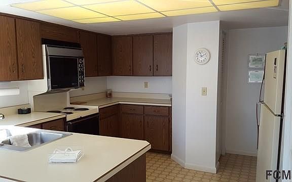5th image of 2 Sherbury Ct #2