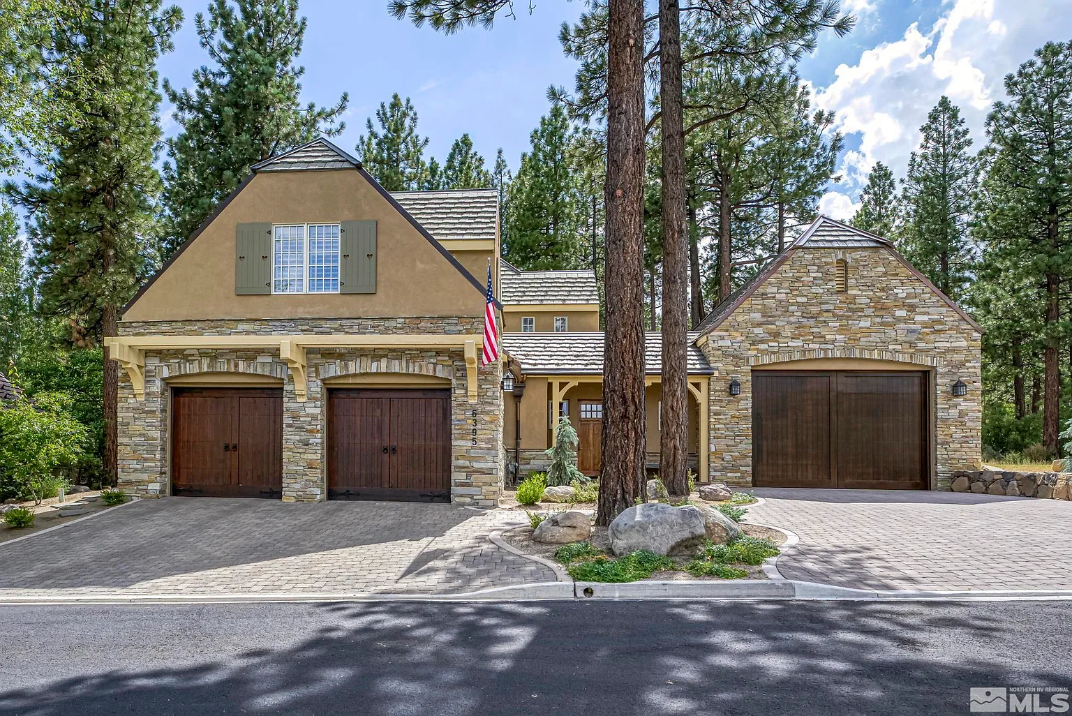 6395 Zermatt Ct photo 1