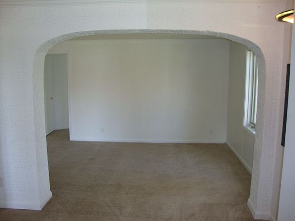 4th image of 33688 N Oakland Dr