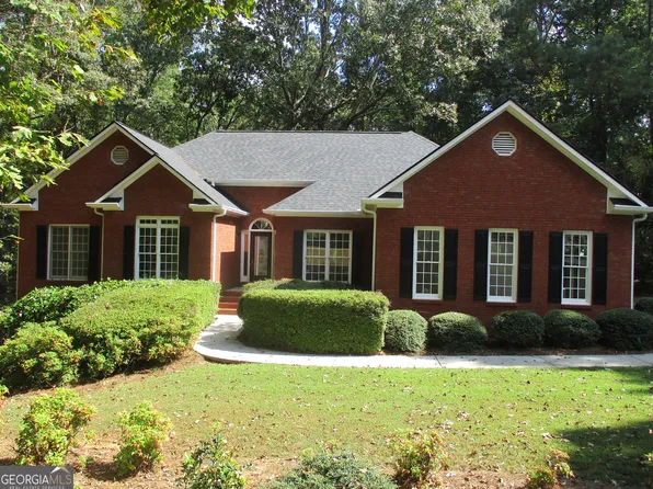 105 Berry Ct, McDonough, GA 30252