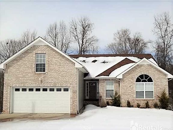 3rd image of 95 West Dr