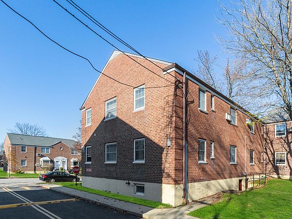 3rd image of 60-61 251st St #787