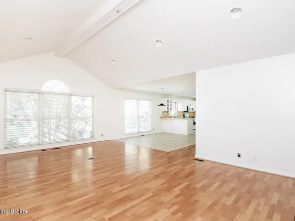 3155 Bushmill Park, Louisville, KY 40241