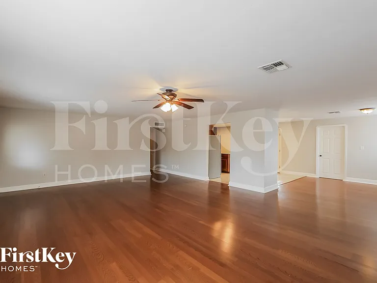 3827 E Friess Dr — Photo 6