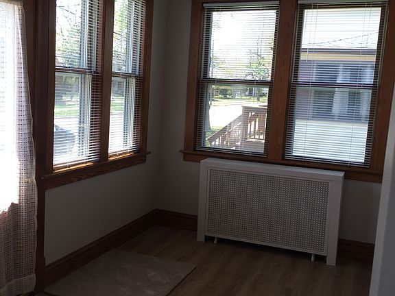 Front Foyer 12X7