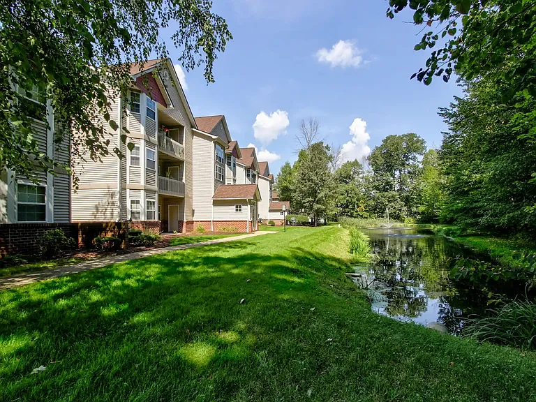 Southcreek apartments — Photo 10