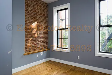 Rented by Key Choice Realty Advisors LLC