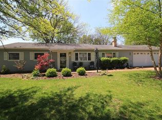 1320 Valiant Dr, Fenton, MO 63026
